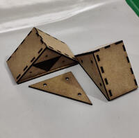 TriangleLamp